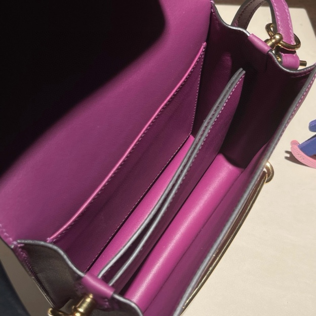 エルメス「Hermès」ルリス 19 ショルダーバッグ「Roulis Bag」-isetant