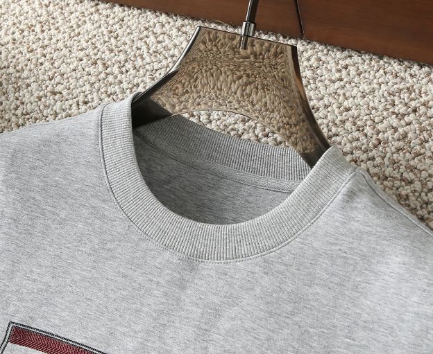 エルメス「Hermès」クラシックラウンドネックプルオーバーフーディ