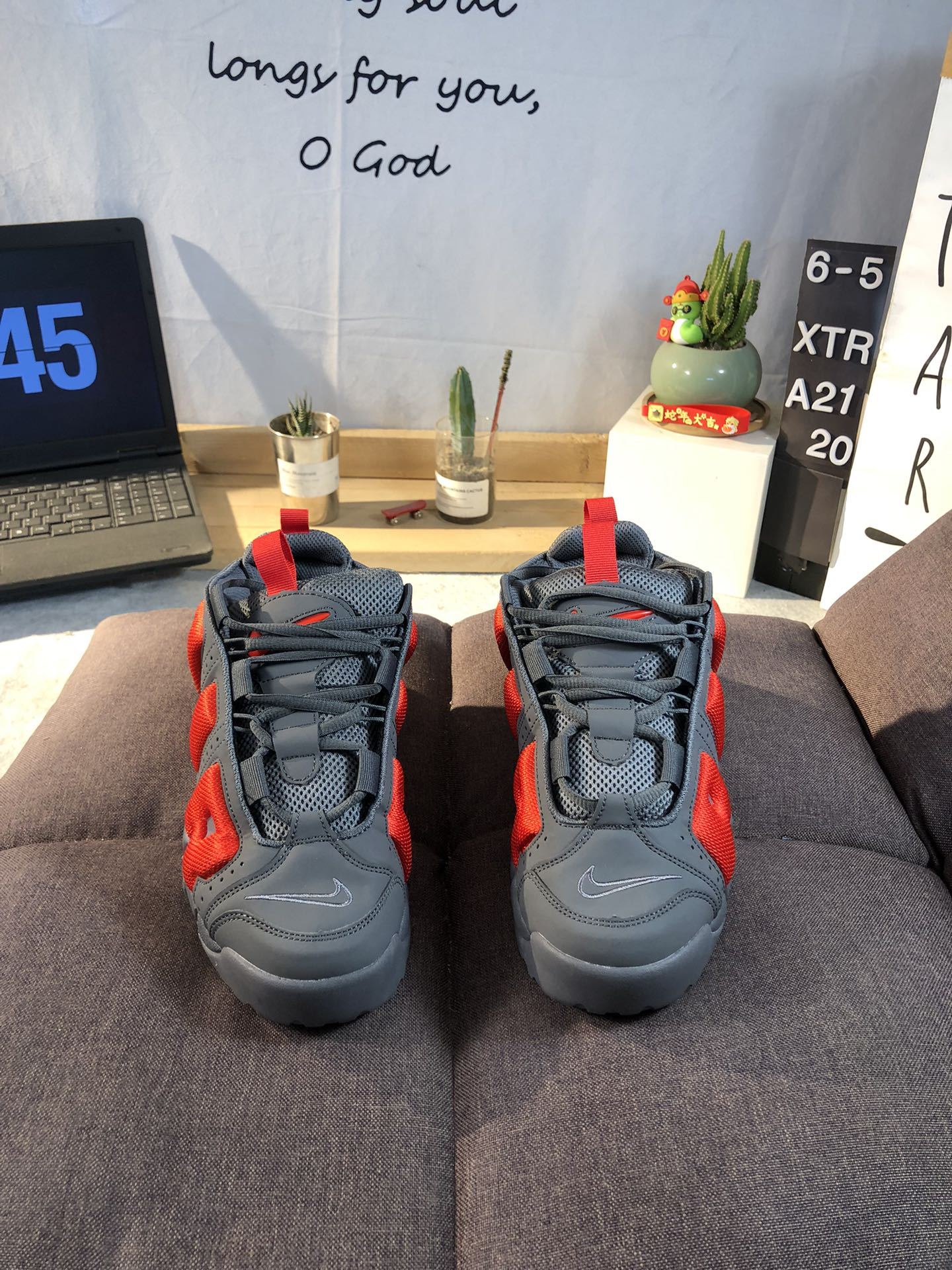 ナイキ「Nike」 エアモアアップテンポ GS ベアリーグリーン スニーカー