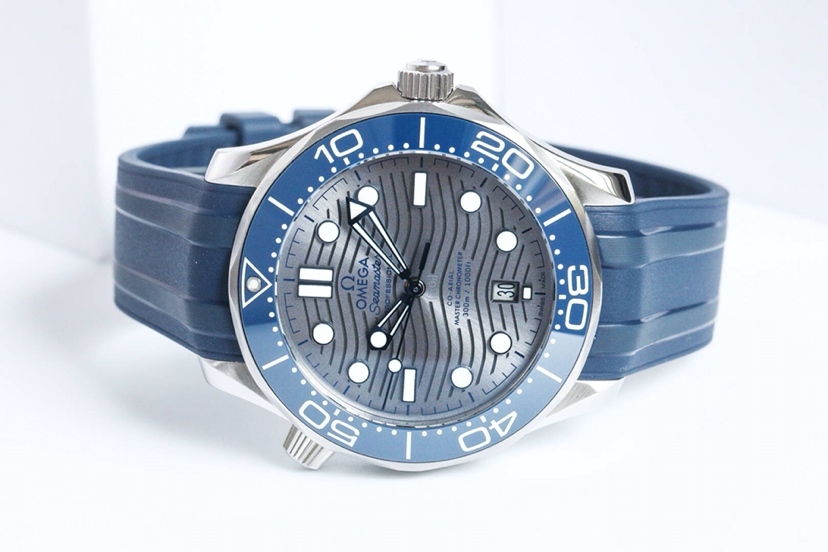 オメガ「Omega」シーマスター ダイバー300M 腕時計 42mm