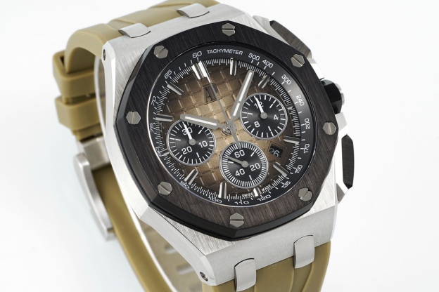 オーデマ ピゲ「Audemars Piguet」ロイヤルオークオフショア クロノグラフ 自動巻き 腕時計 43mm