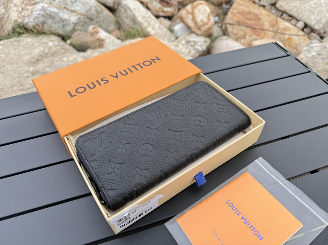 ルイ-ヴィトン(Louis Vuitton) ジッピーウォレット･ホリゾンタル