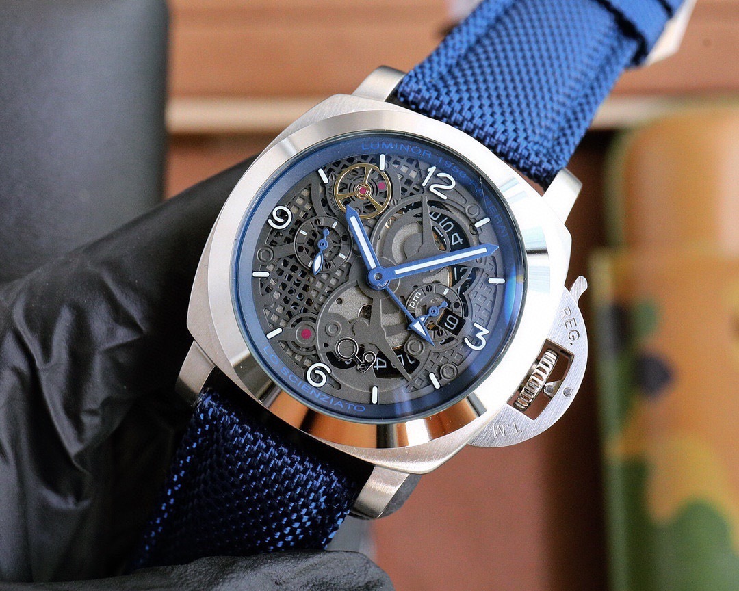 パネライ［Panerai］Luminor Marina庐米ノシリーズ 弧型镀膜ガラス腕時計44MM