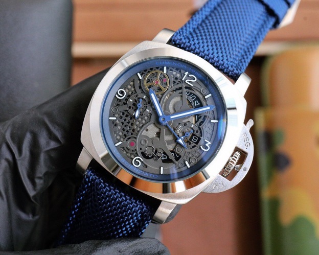 パネライ［Panerai］Luminor Marina庐米ノシリーズ 弧型镀膜ガラス腕時計44MM