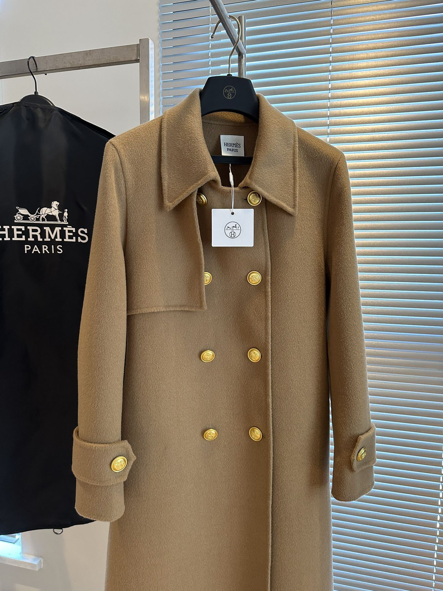エルメス「Hermès」Retro Seris カシミアのスリムコート