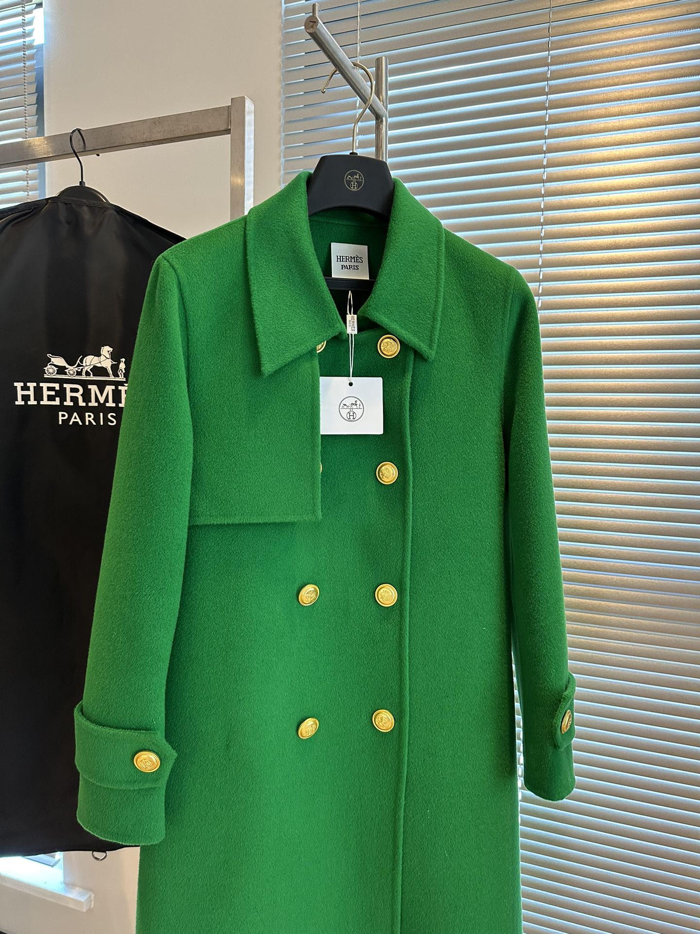 エルメス「Hermès」Retro Seris カシミアのスリムコート