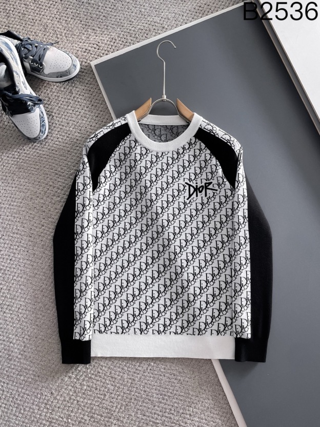 ディオール「Dior」秋冬新作ニットクルーネックセーター