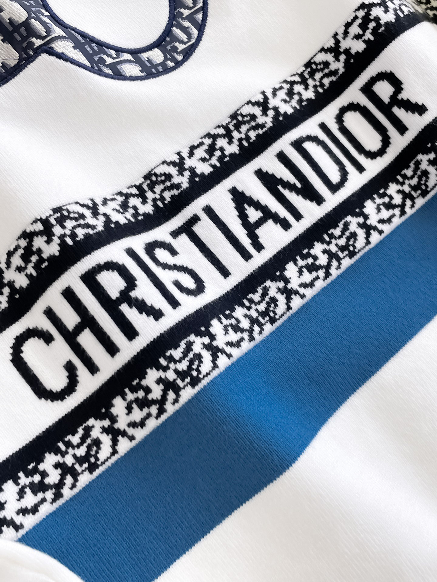 ディオール「Dior」秋冬新作ニットクルーネックセーター