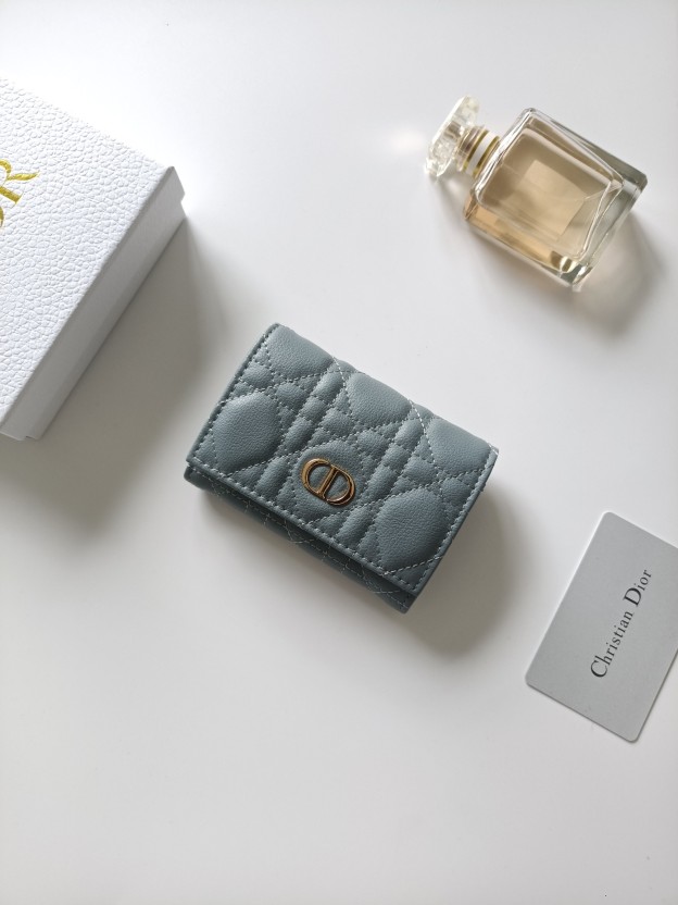 ディオール「Dior」ディオール 30 モンテーニュ グリシン ウォレット / コンパクトウォレット
