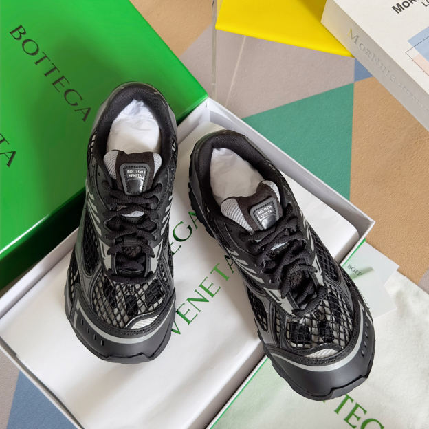 ボッテガ・ヴェネタ「Bottega Veneta」ボッテガ・ヴェネタ オービット スニーカー / ユニセックススポーツシューズ