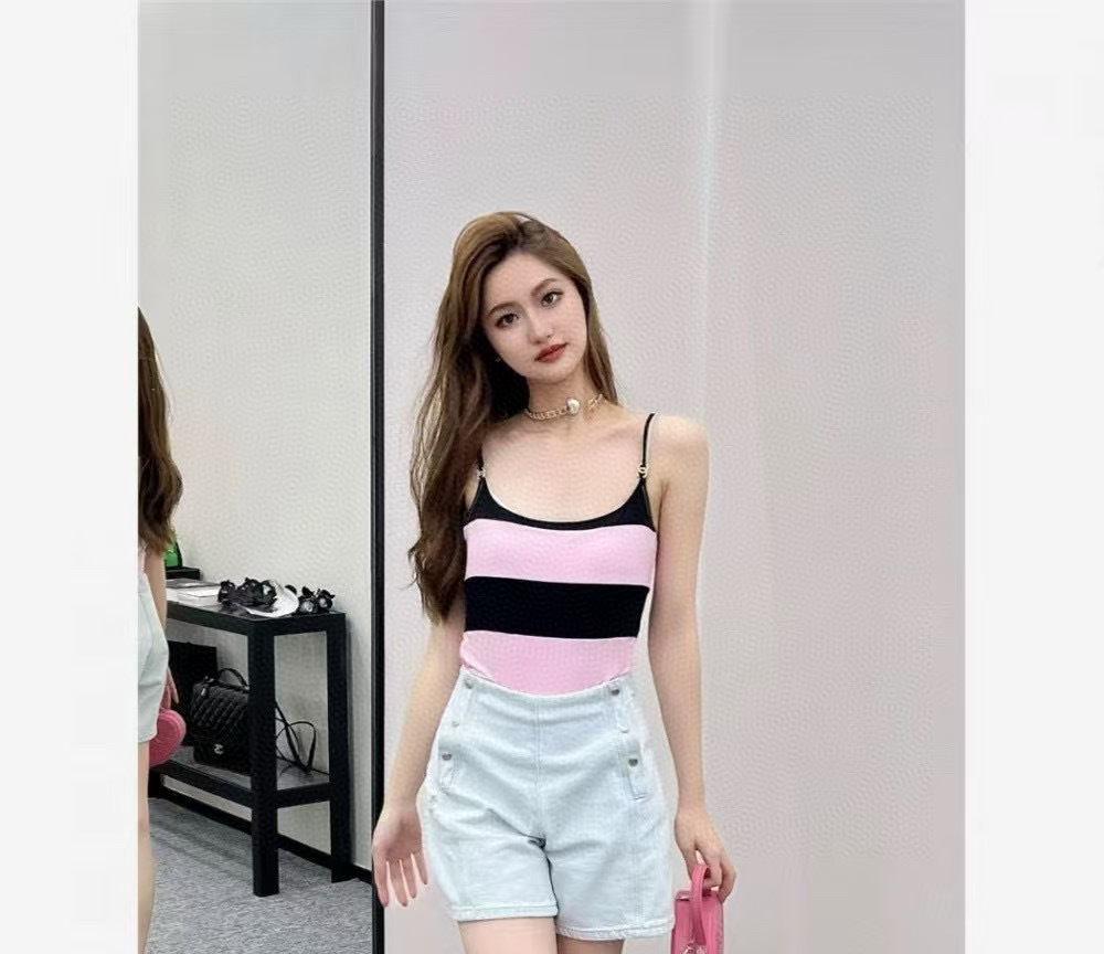 シャネル「Chanel」セパレート水着「2025夏季限定・人気プレミアムスイム登場！」