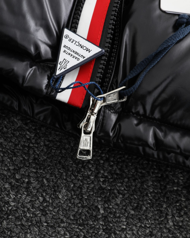 モンクレール メンズ 三色織りテープカラーストライプショートダウンジャケット