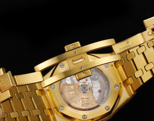 オーデマ ピゲ「Audemars Piguet」ロイヤルオーク 自動巻き腕時計 37mm