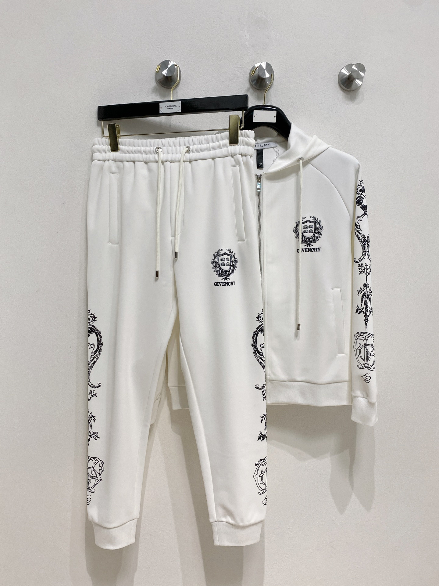 ジバンシィ「Givenchy」 秋冬 メンズ カジュアルスポーツセット