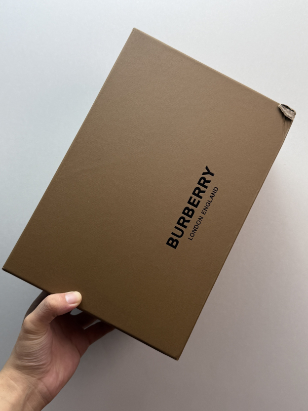 バーバリー「Burberry」バーバリー チェック スライドサンダル / ビーチサンダル