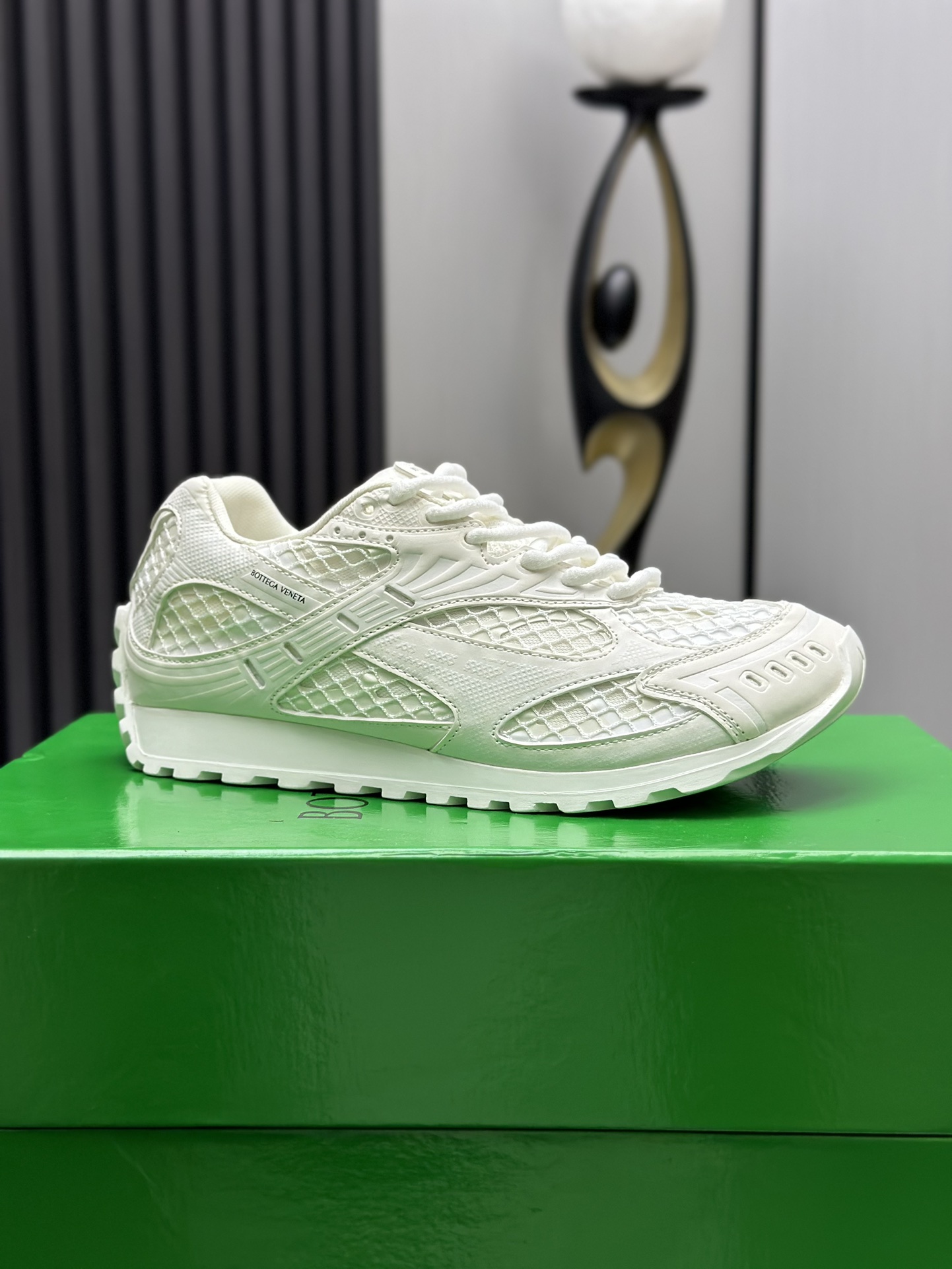 ボッテガ・ヴェネタ「Bottega Veneta」ボッテガ・ヴェネタ オービット スニーカー / ユニセックススポーツシューズ
