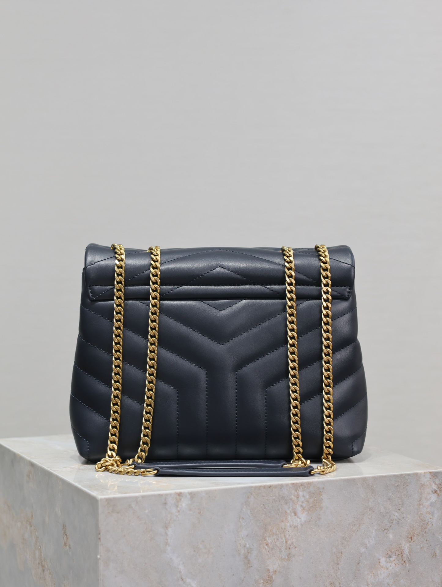 2026サンローラン「SAINT LAURENT LOULOU スモール チェーンショルダーバッグ