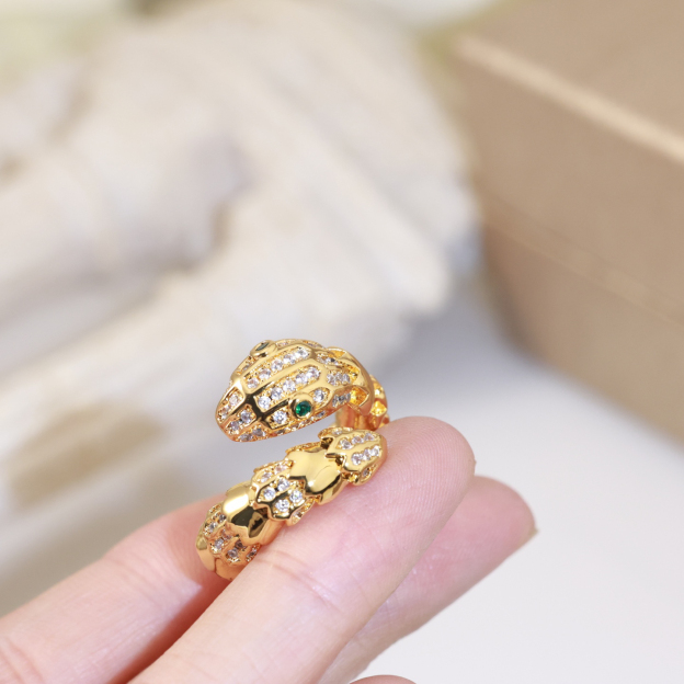 ブルガリ「Bvlgari」エレガントなリングコレクション