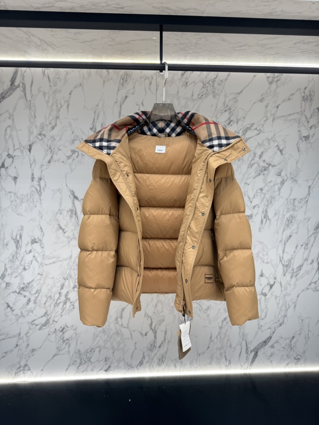 バーバリー「Burberry」秋冬ファッションフード付きダウンジャケット