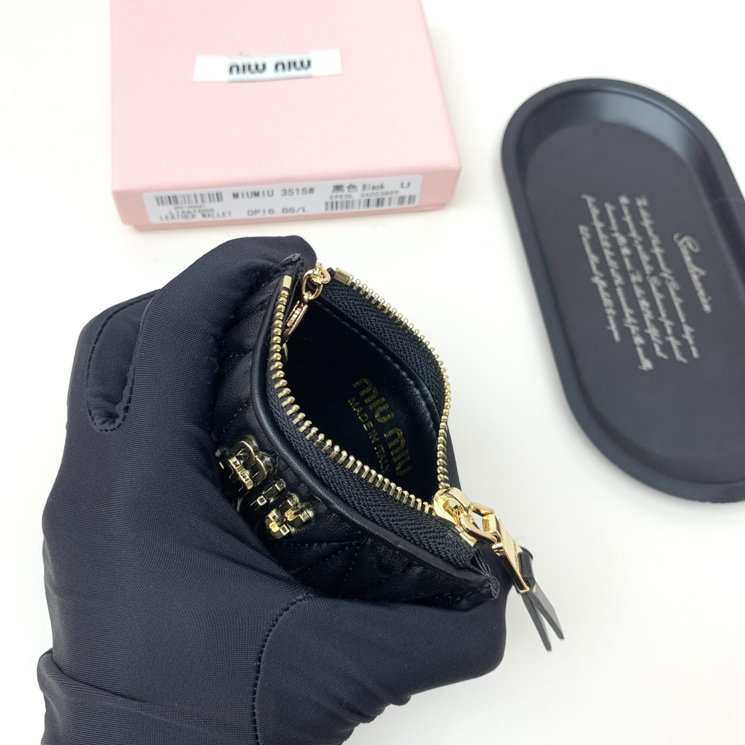 ミュウミュウ「Miu Miu」ミュウミュウ ラムスキン ミニショルダーバッグ 3515 / ハンドバッグ