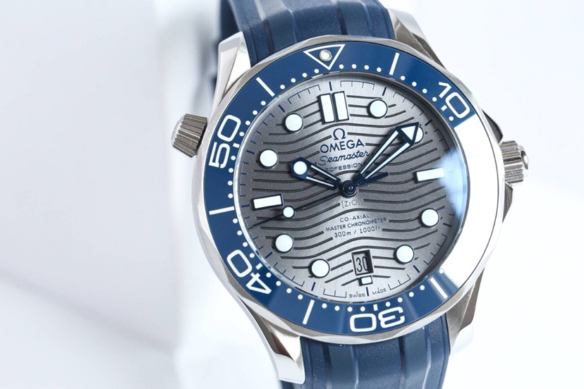 オメガ「Omega」シーマスター ダイバー300M 腕時計 42mm