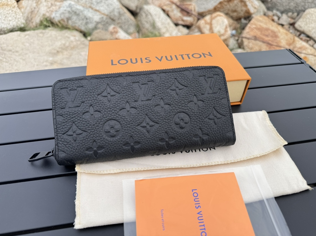 ルイ-ヴィトン(Louis Vuitton) ジッピーウォレット･ホリゾンタル