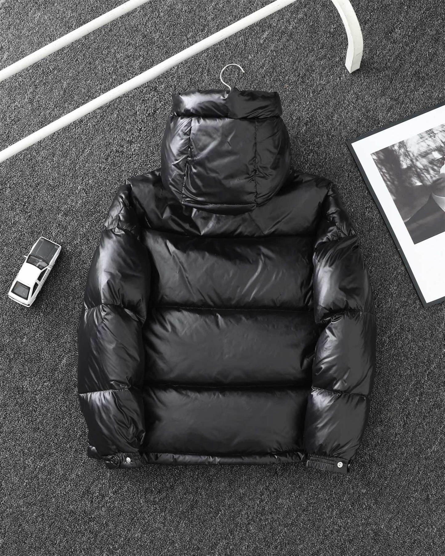 モンクレール メンズ 三色織りテープカラーストライプショートダウンジャケット