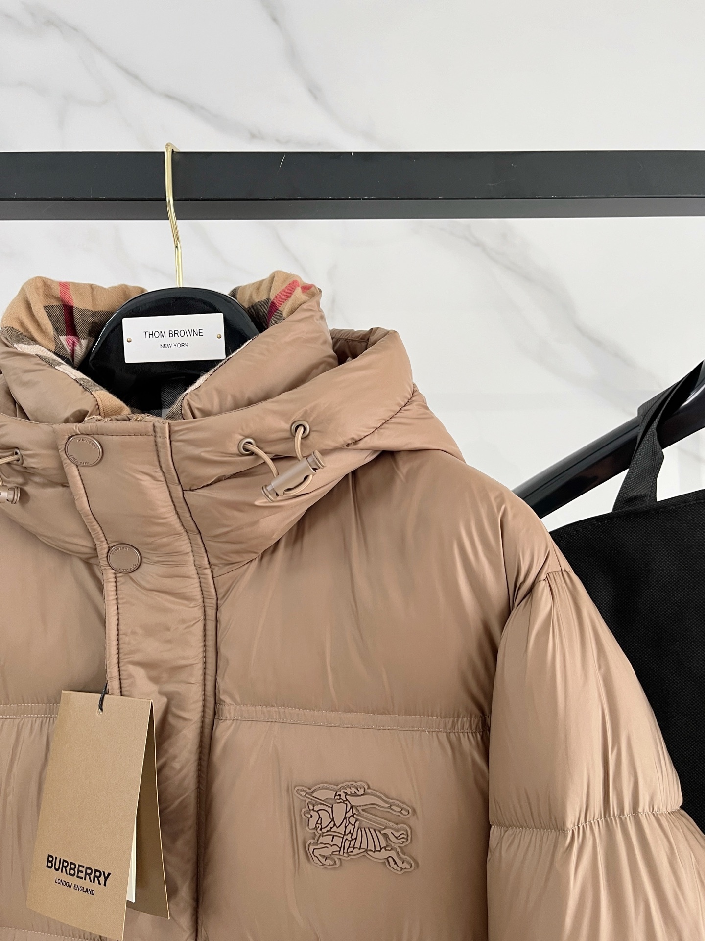 バーバリー「Burberry」秋冬メンズファッションダウンジャケット