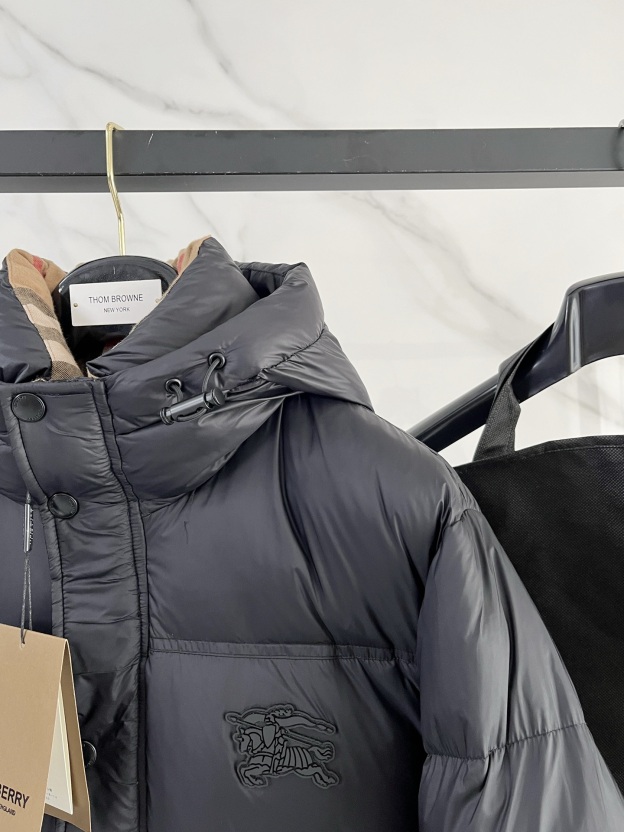 バーバリー「Burberry」秋冬メンズファッションダウンジャケット