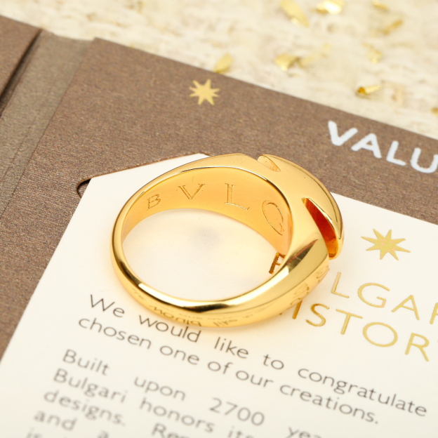 ブルガリ「Bvlgari」エレガントなリングコレクション
