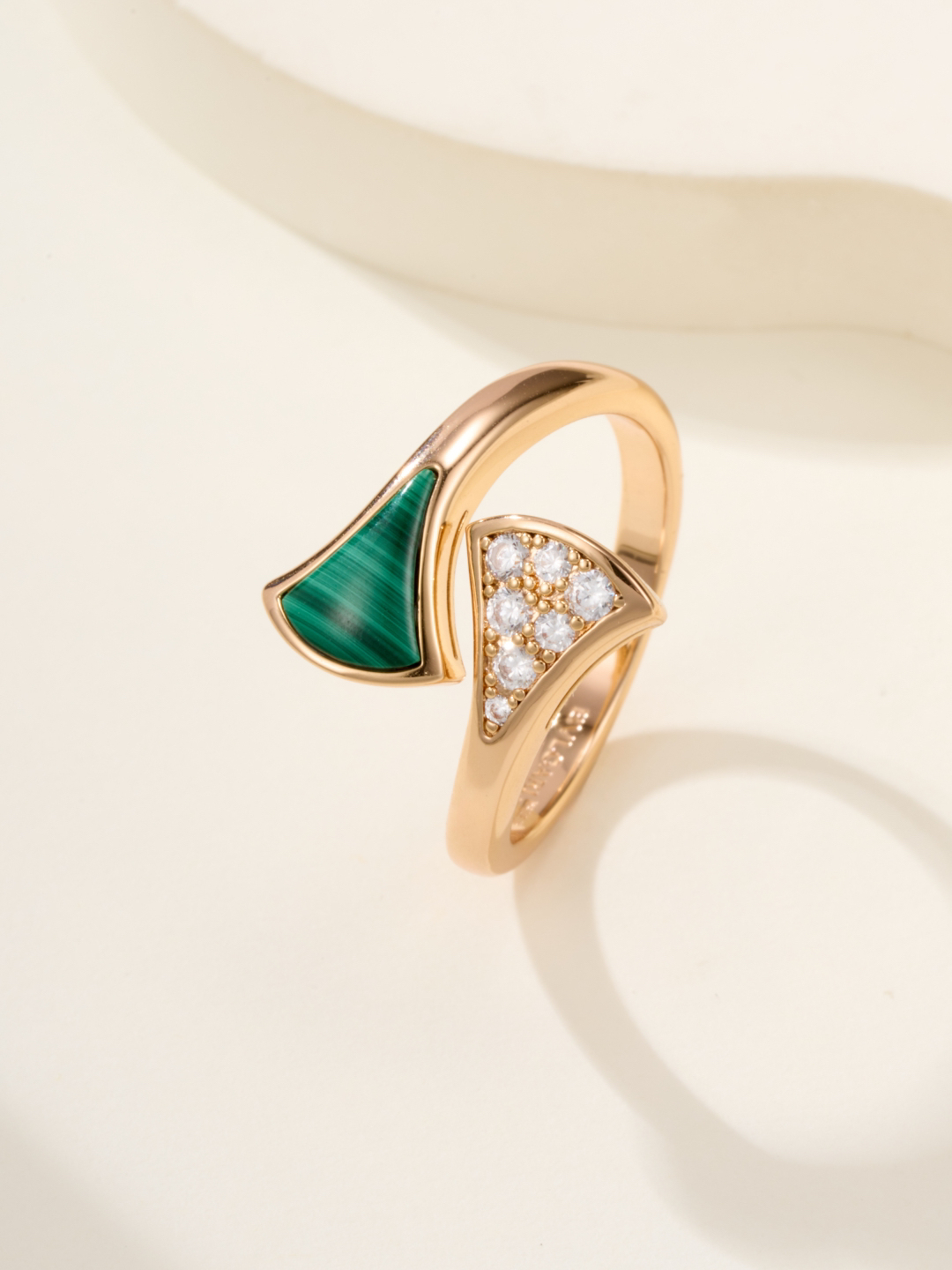 ブルガリ「Bvlgari」エレガントなリングコレクション