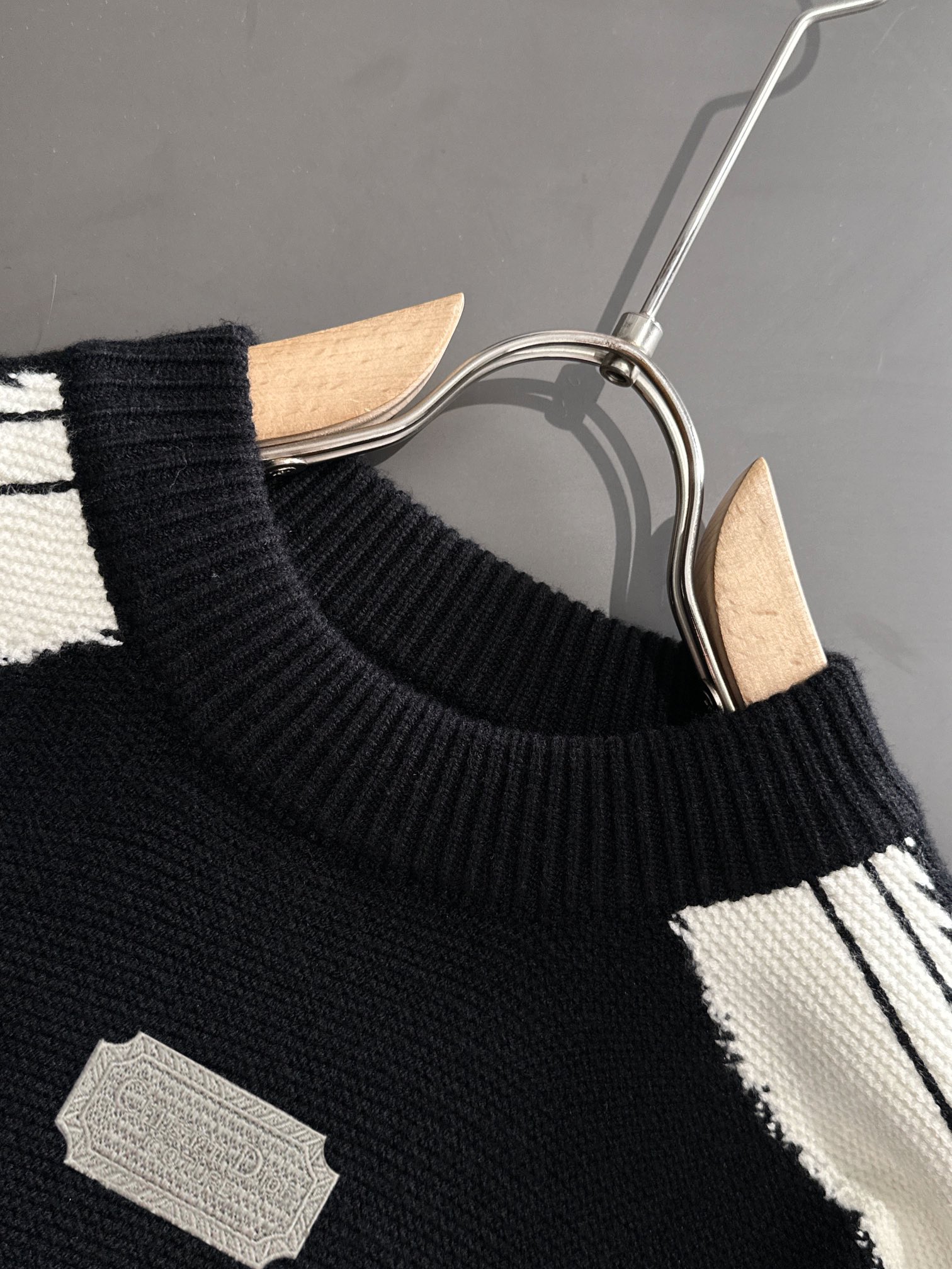 ディオール「Dior」秋冬新作ニットクルーネックセーター