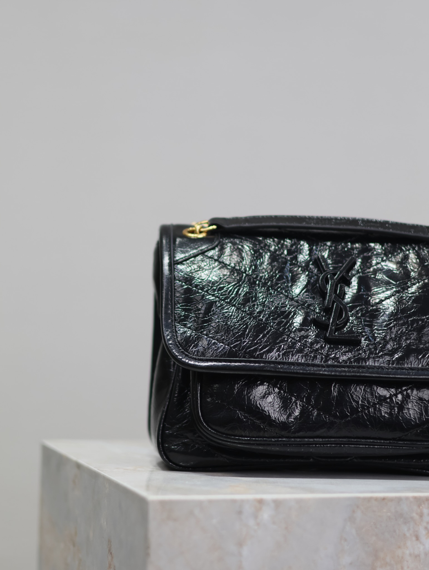 2026サンローラン「Saint Laurent NIKI スモール ヴィンテージクリンクルレザー チェーンショルダーバッグ