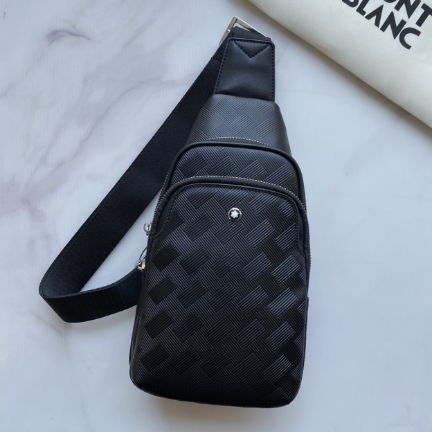 モンブラン 「Montblanc」メンズレザーチェストバッグ / ショルダーバッグ