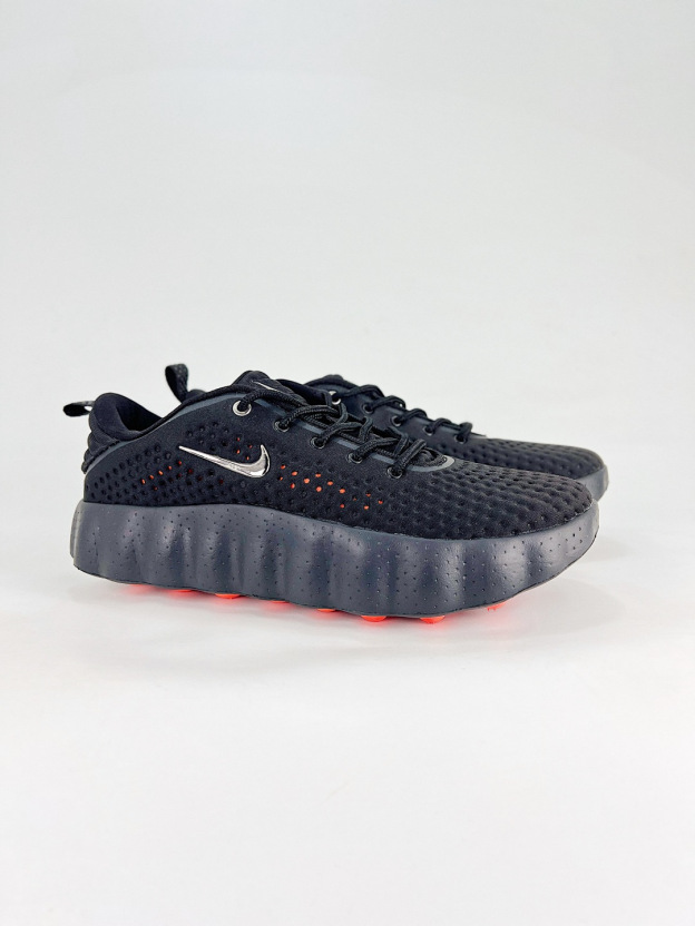 「NIKE」Mind 002 ブラックテクノロジー 素足感覚トレーニングシューズ