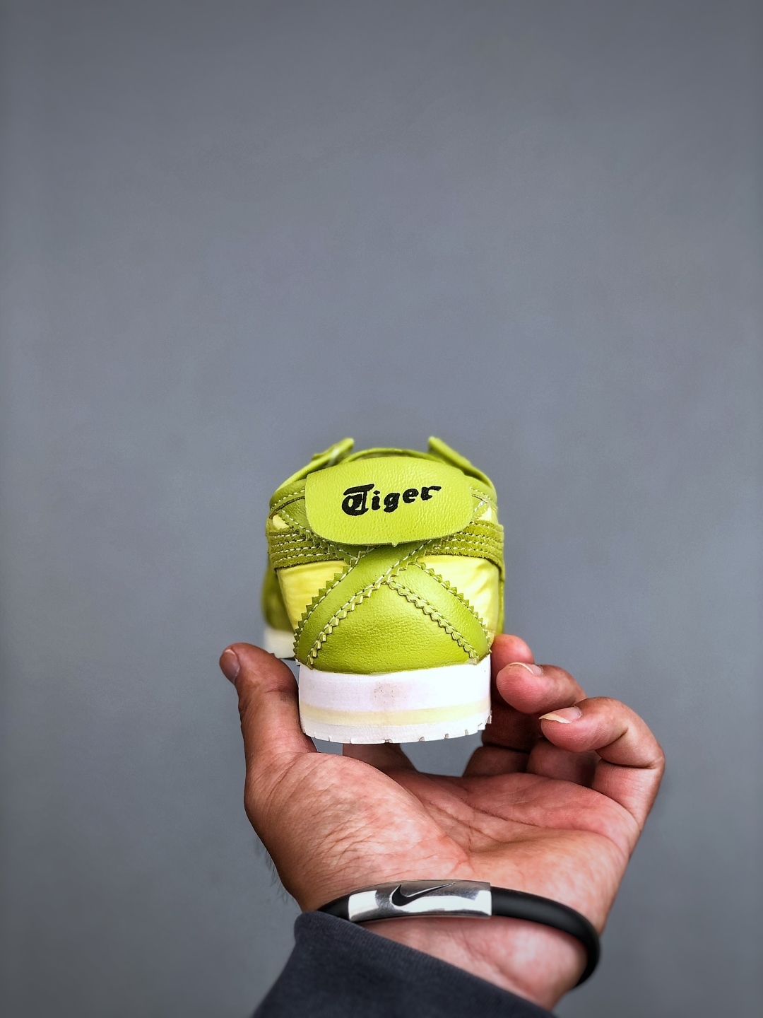 オニツカタイガー「Onitsuka Tiger」メキシコ66 NM スリッポン レザー スニーカー