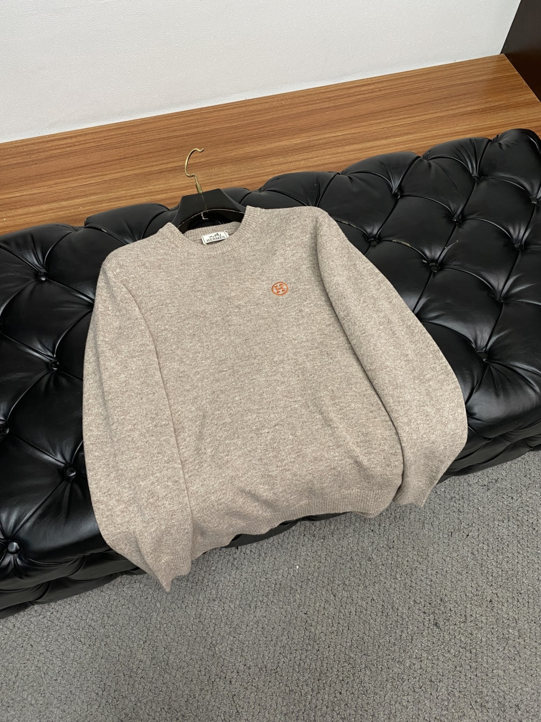 エルメス「Hermès」ムートンニットセーター