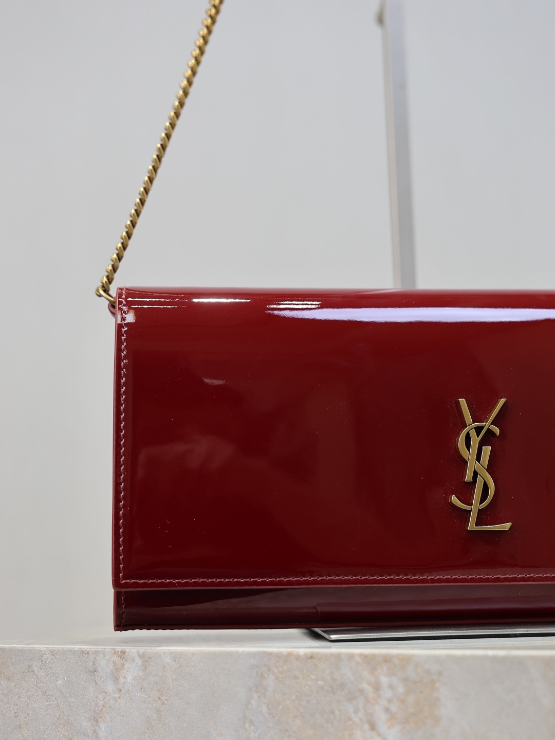 2026サンローラン「SAINT LAURENT CLASSIC KATE チェーンウォレット（WOC）
