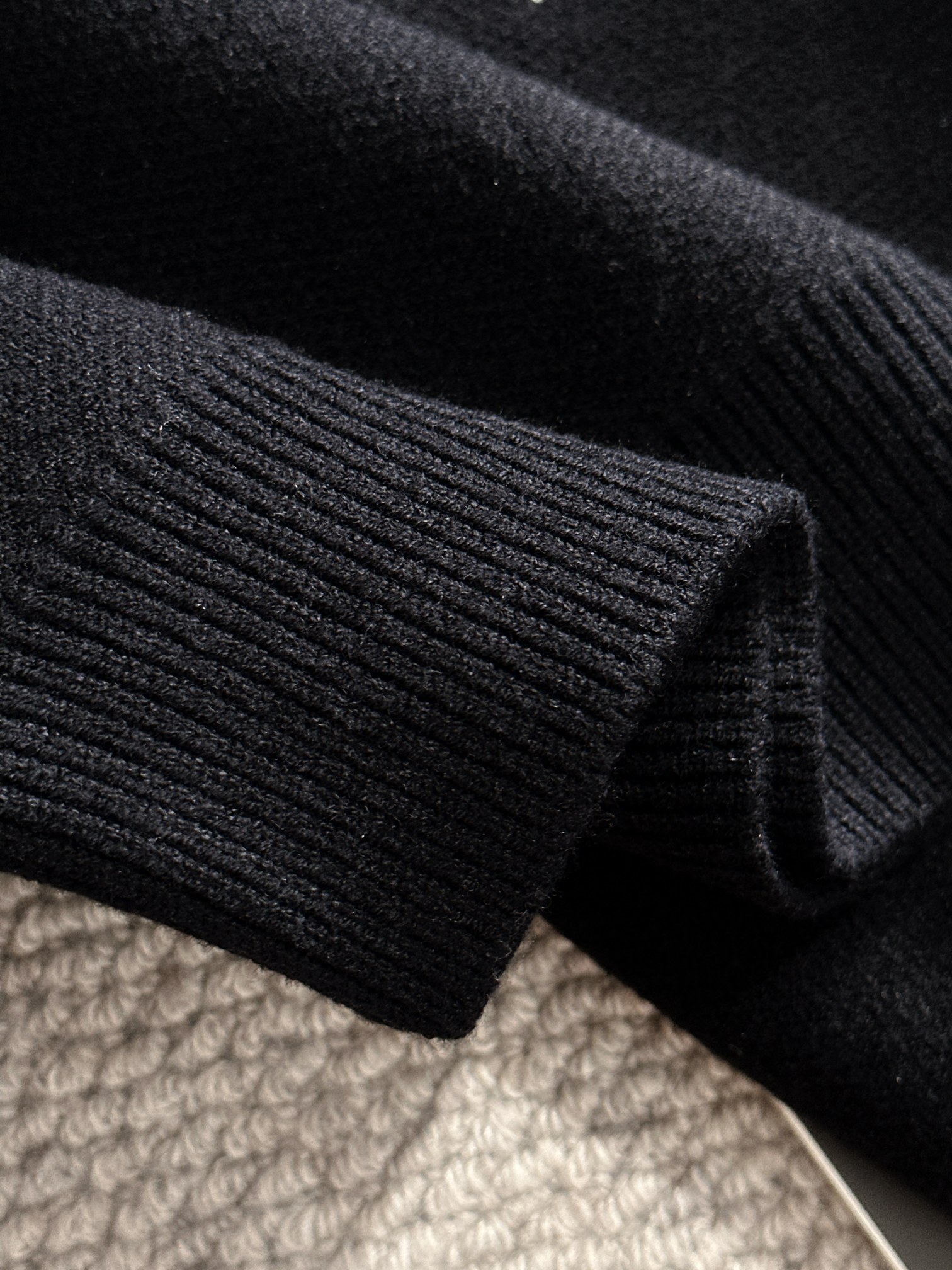 ディオール「Dior」秋冬新作ニットクルーネックセーター