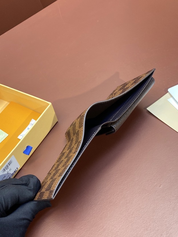 ルイ・ヴィトン ポルトフォイユ･マルコ NM