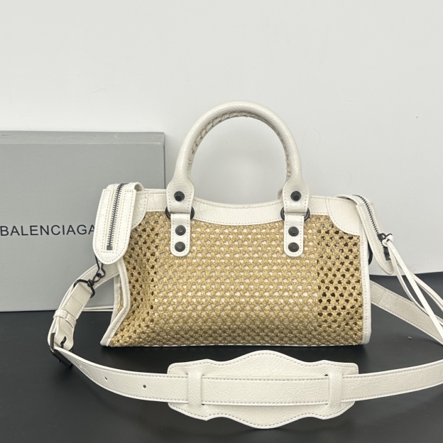 バレンシアガ「Balenciaga」バレンシアガ ラフィア ル・シティ ハンドバッグ / トートバッグ
