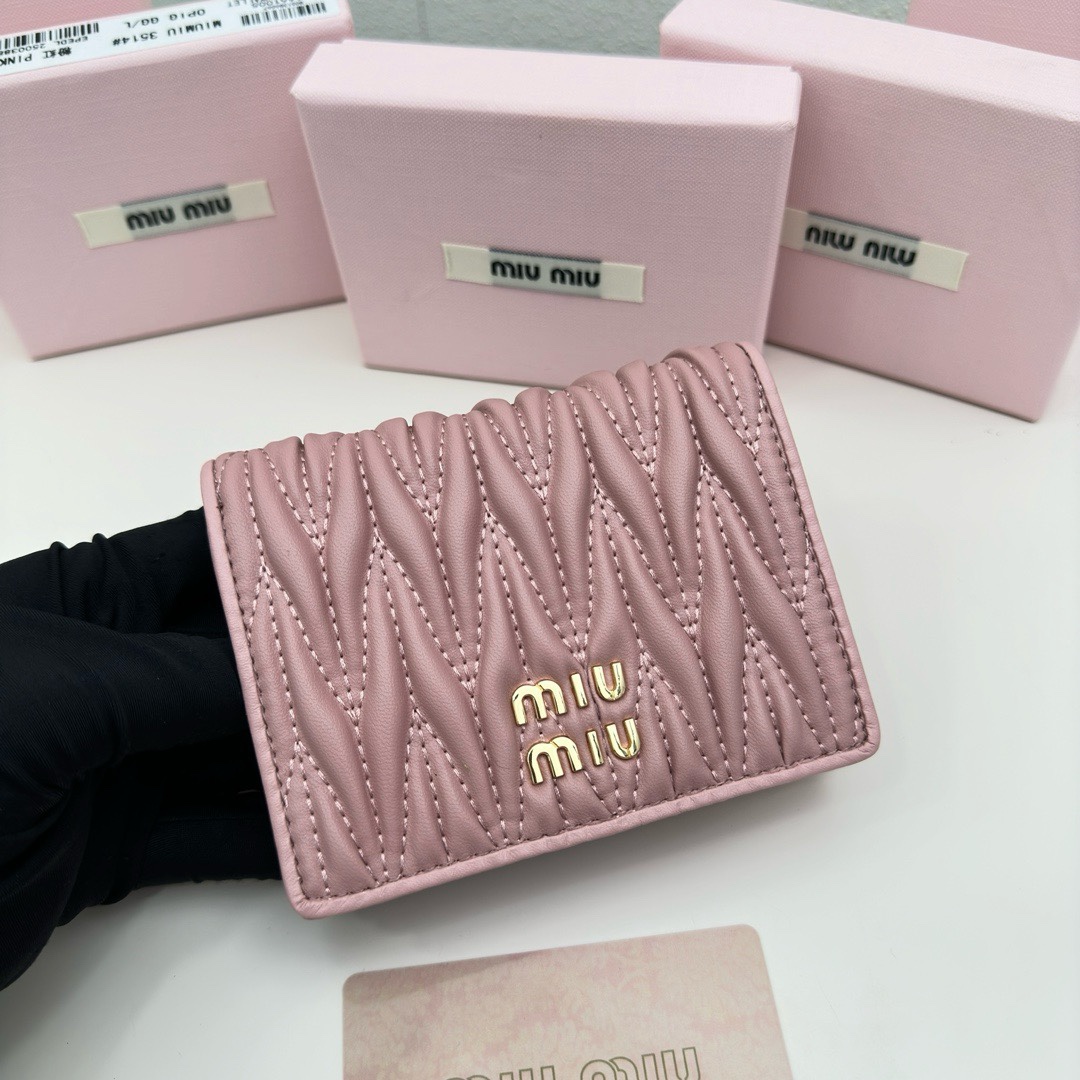 ミュウミュウ「Miu Miu」ミュウミュウ ラムスキン フラップバッグ 3513 / ショルダーバッグ