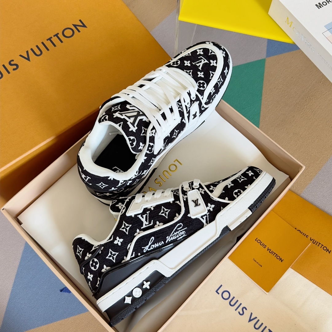 ルイ・ヴィトン LV トレーナー スニーカー「Trainer」