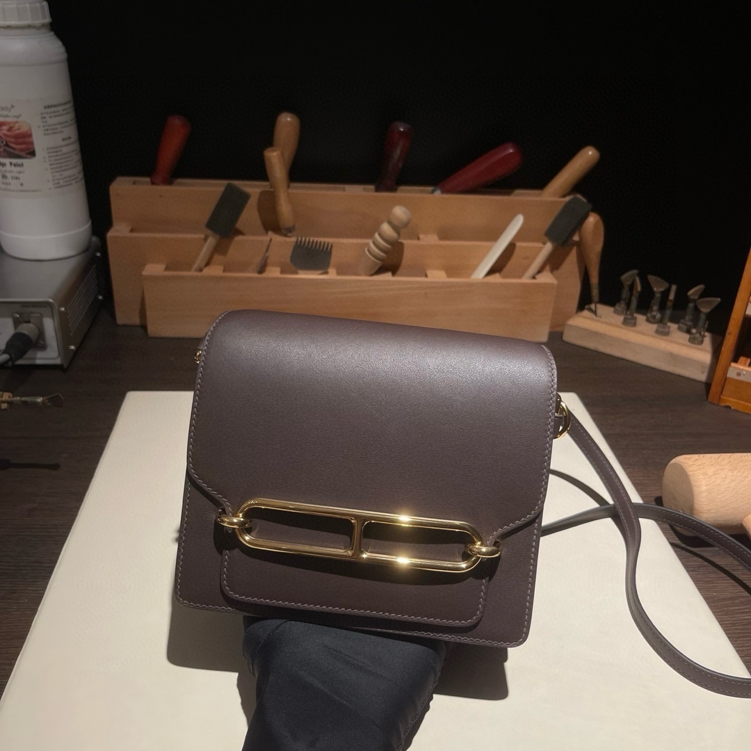 エルメス「Hermès」ルリス 19 ショルダーバッグ「Roulis Bag」-isetant