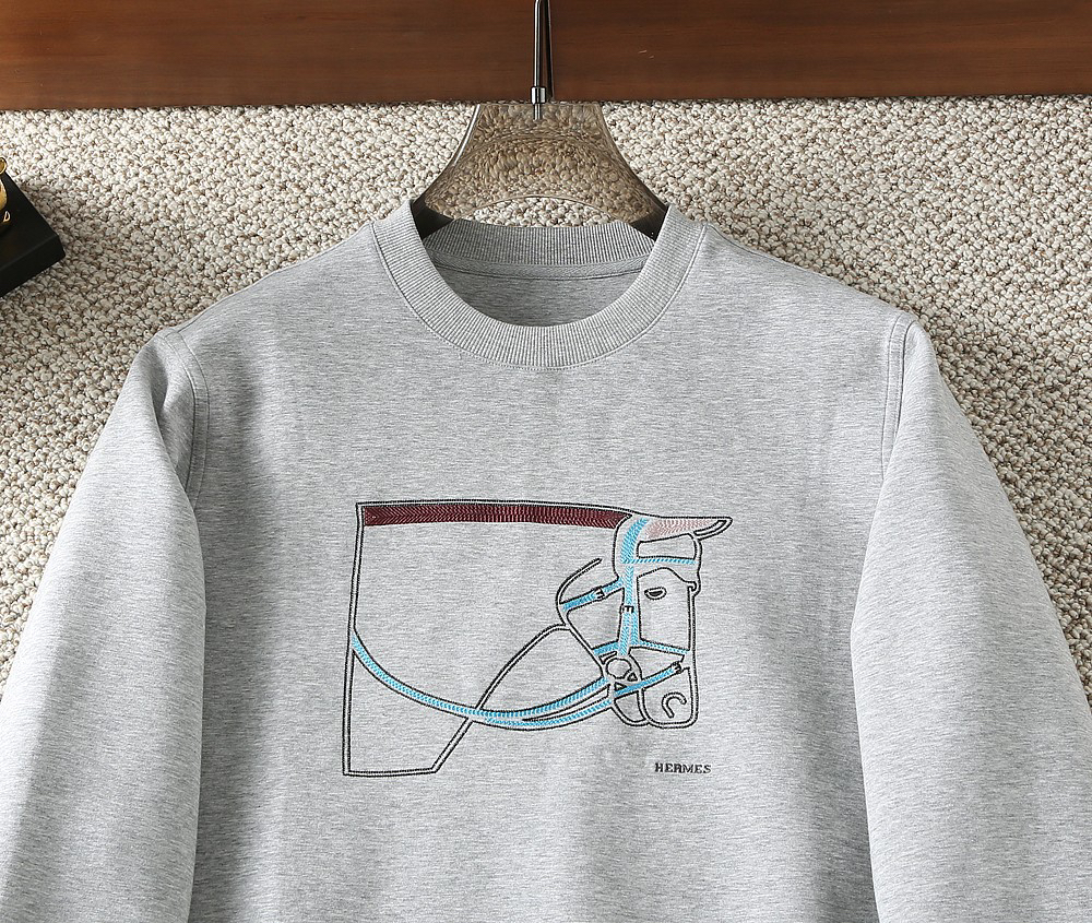 エルメス「Hermès」クラシックラウンドネックプルオーバーフーディ