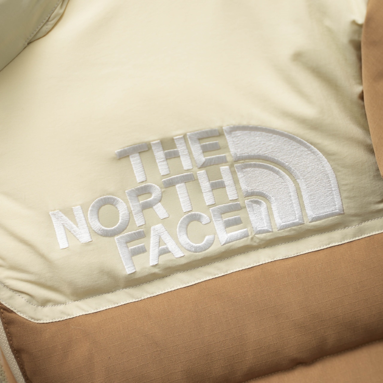 ザ・ノースフェイス ファッションダウンジャケット 男女兼用