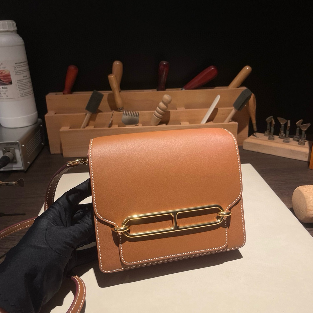 エルメス「Hermès」ルリス 19 ショルダーバッグ「Roulis Bag」-isetant