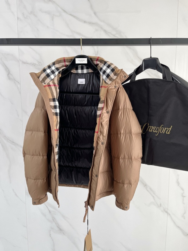 バーバリー「Burberry」秋冬メンズファッションダウンジャケット
