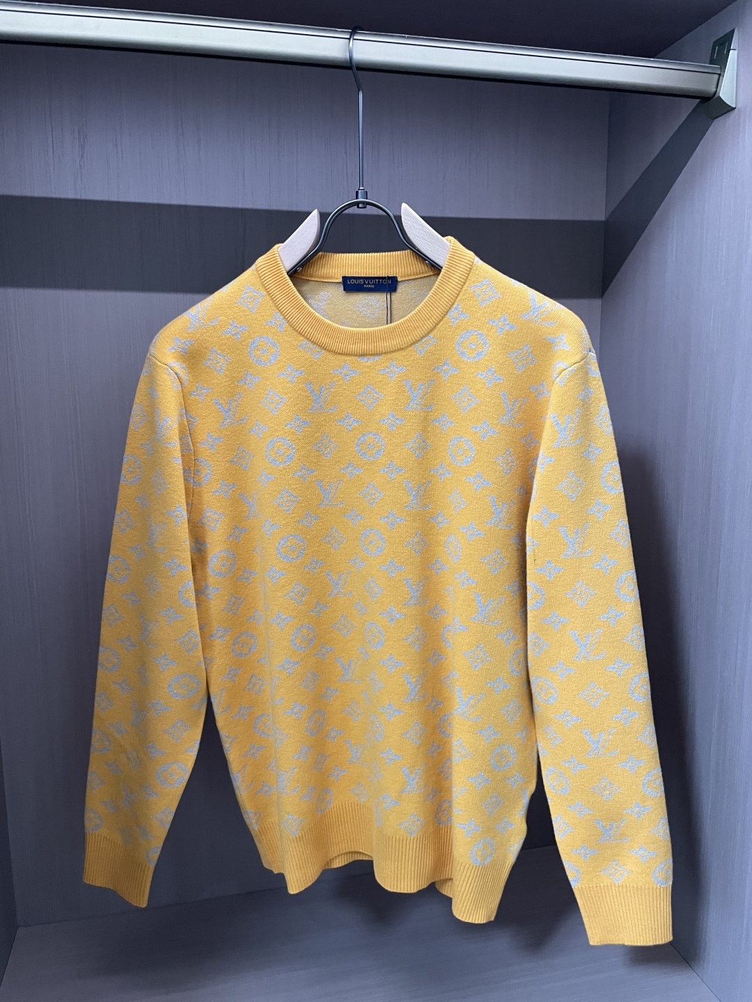 ルイ・ヴィトン「Louis Vuitton」秋冬用丸首プルオーバーニットセーター