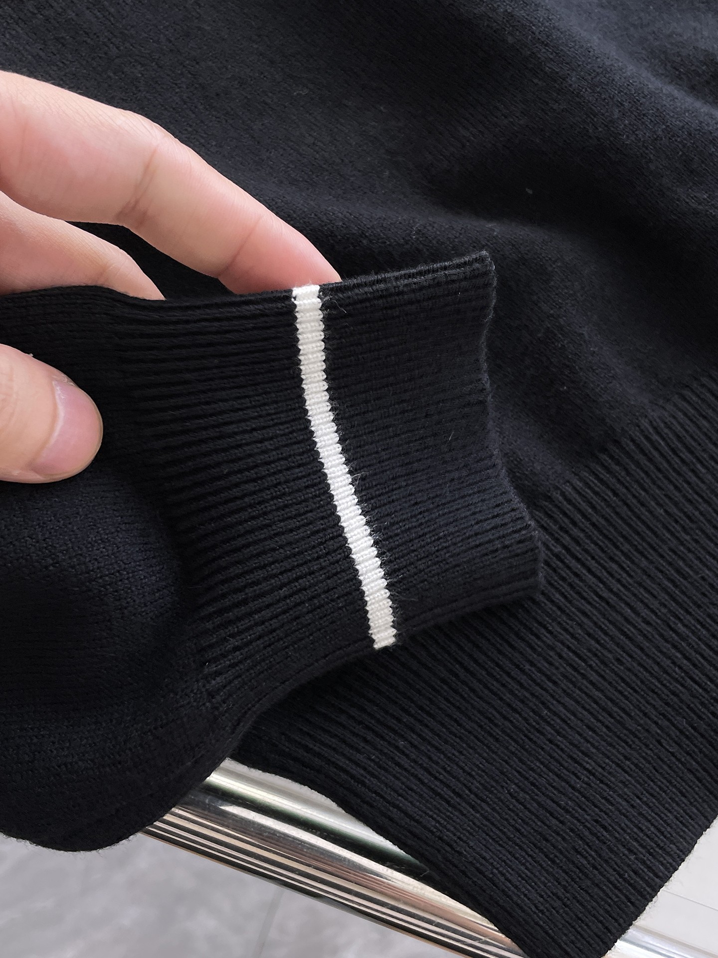 エルメス「Hermès」秋冬用ウール混紡クルーネックニットセーター